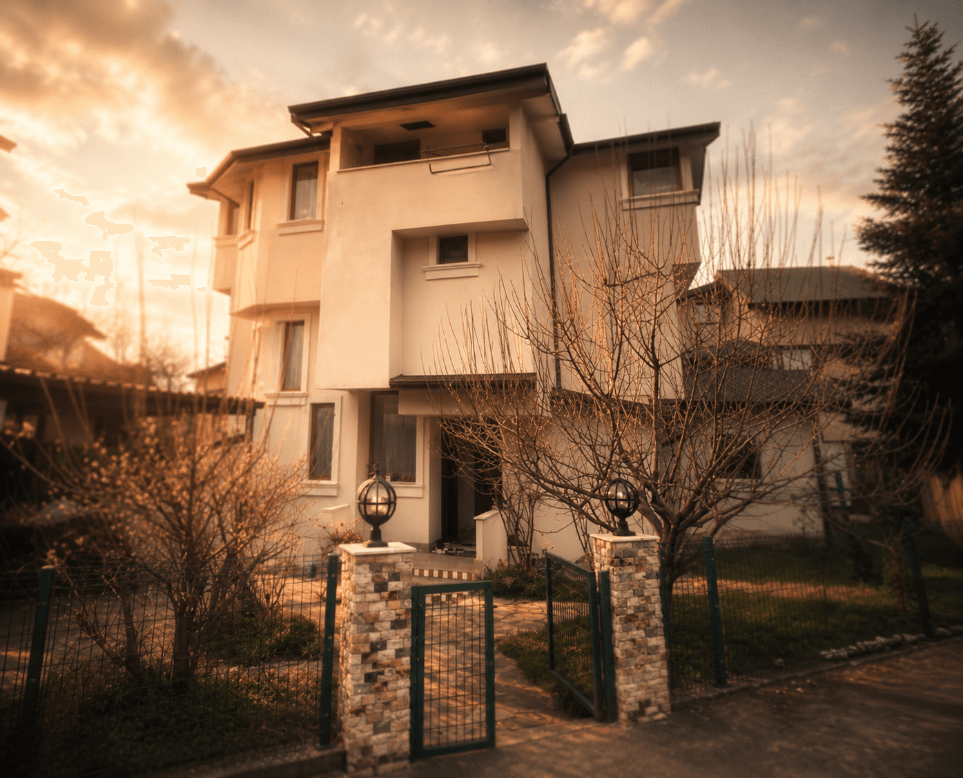 Kırkpınar Satılık Tripleks Villa